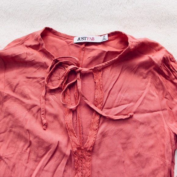 JustFab Crochet Trim Peplum Top - Picture 6 of 6